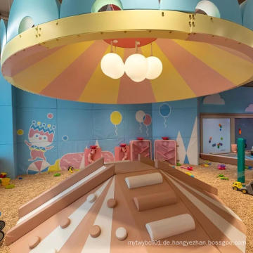 Indoor-Spielplatz für Kleinkinder